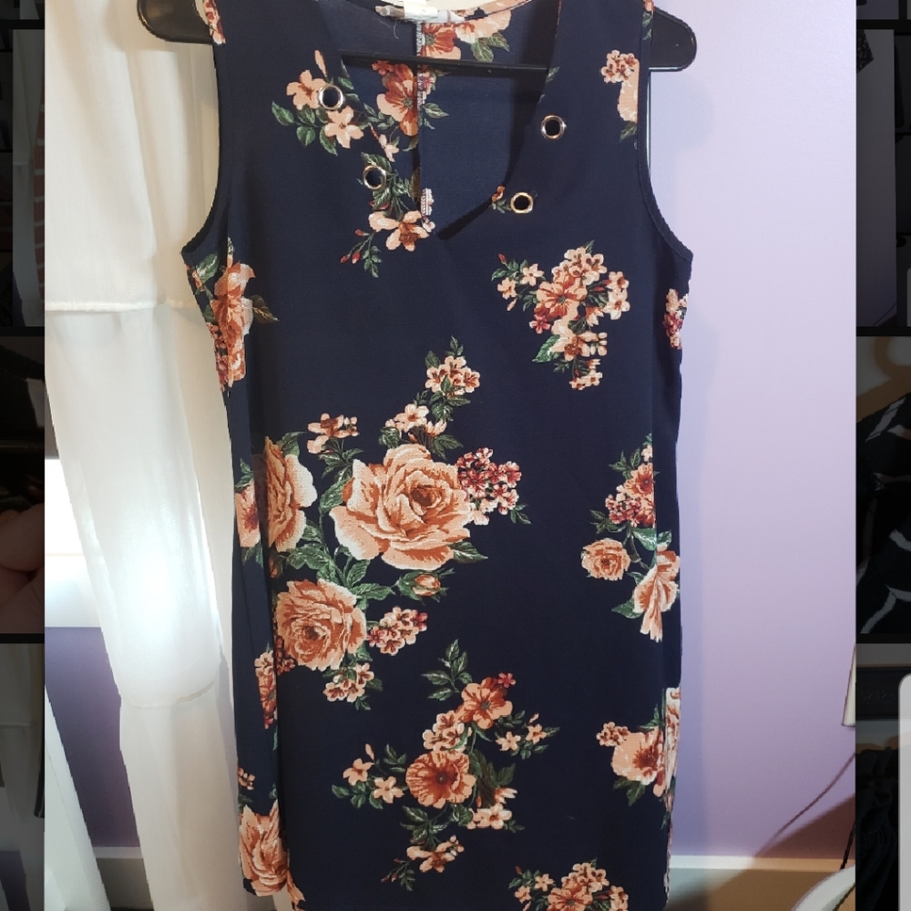 Short, boxy navy floral dress